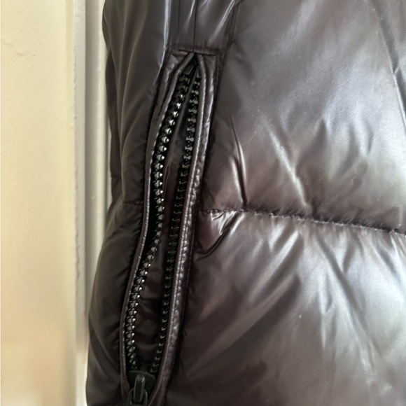 Andrew Marc reversible, rabbit, fur vest size medium large - Picture 6 of 8